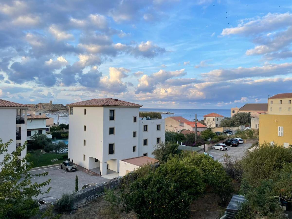 Appartement T4 Tres Bien Situe Et Climatise L'Ile-Rousse (Corsica) Exterior foto