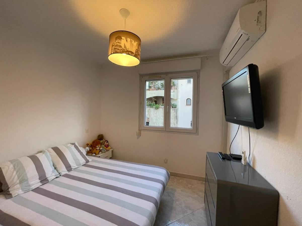 Appartement T4 Tres Bien Situe Et Climatise L'Ile-Rousse (Corsica) Exterior foto